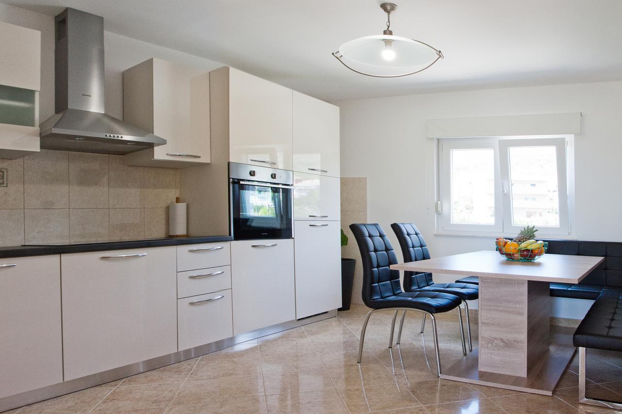 Apartment Noel Kaštela Eksteriør bilde
