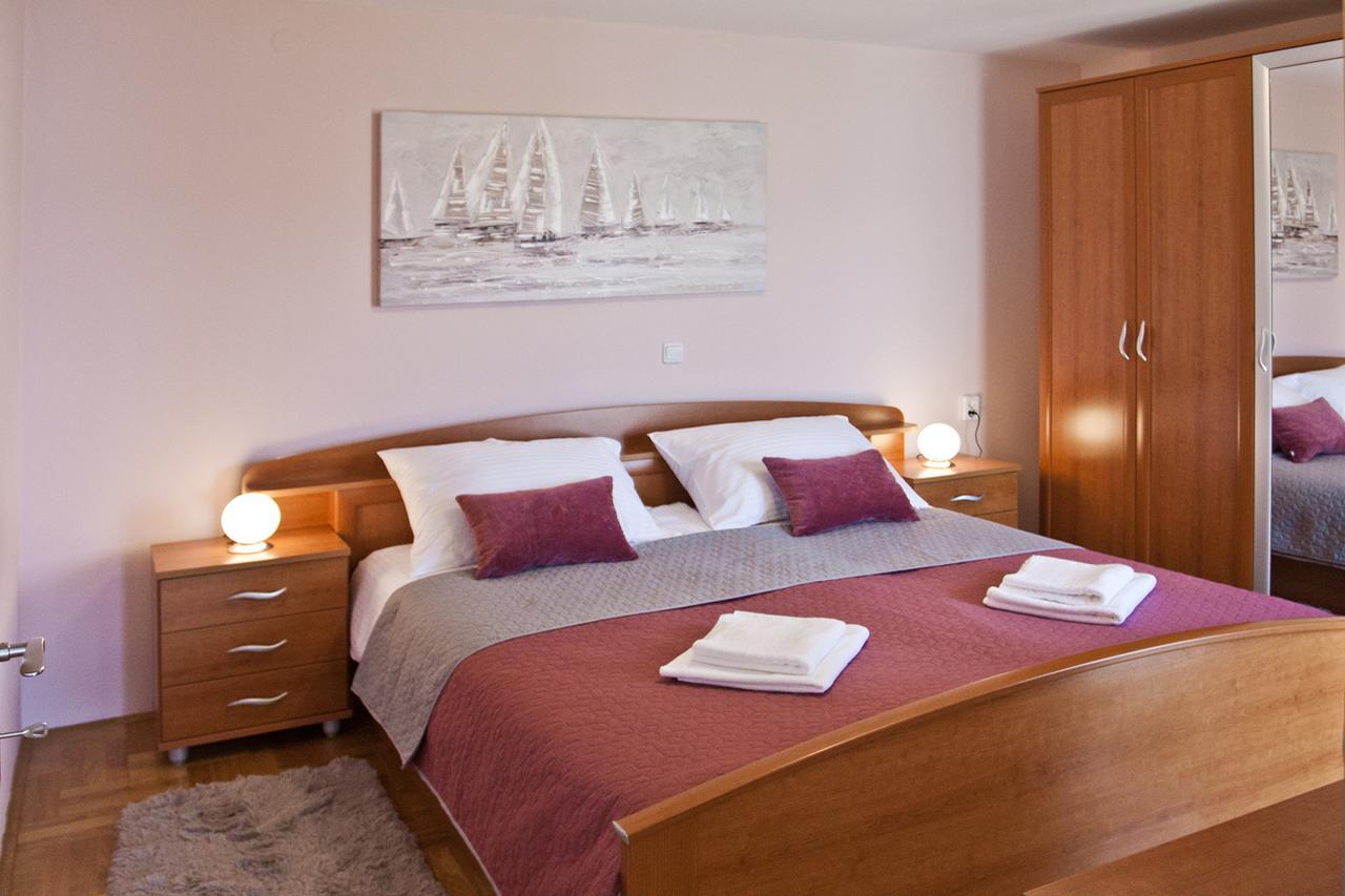 Apartment Noel Kaštela Eksteriør bilde