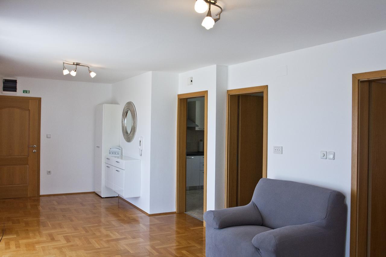 Apartment Noel Kaštela Eksteriør bilde